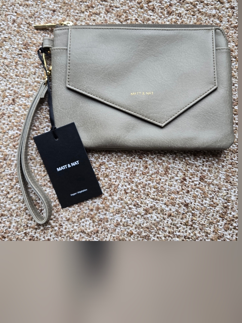 NWT MATT & NAT Sage Wallet